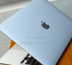 New Laptop 16GB Apple M1 Pro SSD 512GB