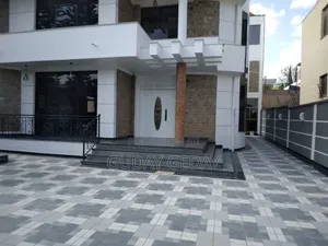 Furnished 9bdrm Maisonette in Yeka for sale