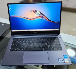 New Laptop Huawei MateBook HZ-W19 8GB Intel Core I5 SSD 512GB