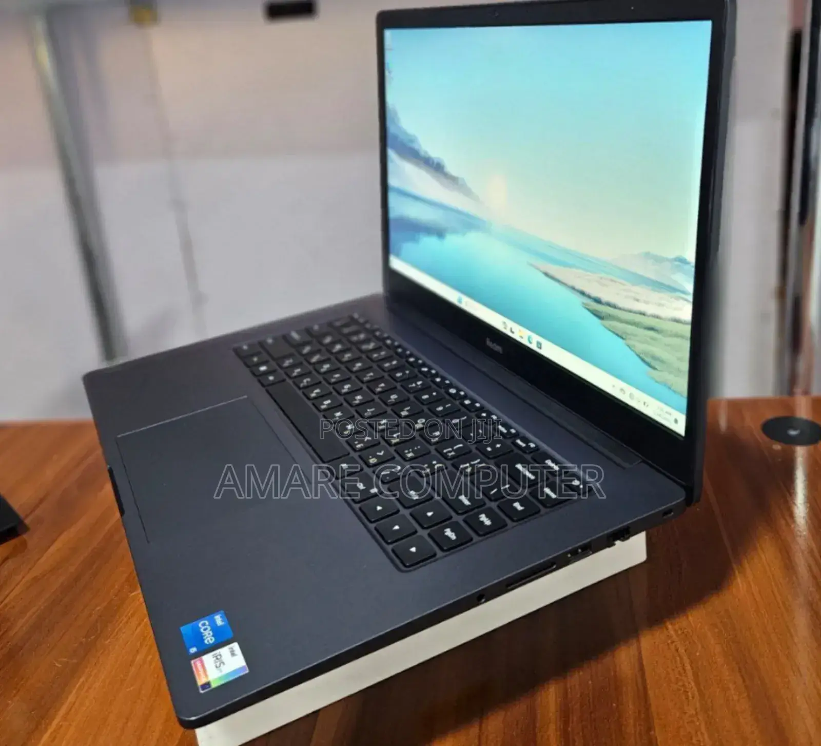 New Laptop 8GB Intel Core I5 SSD 512GB