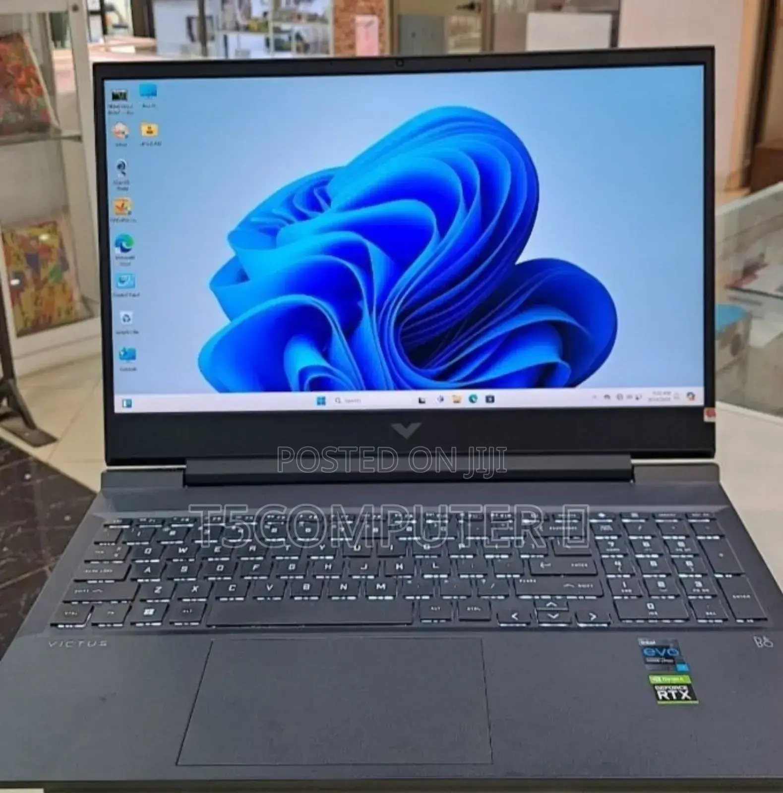 New Laptop HP 16GB Intel Core I7 SSD 512GB