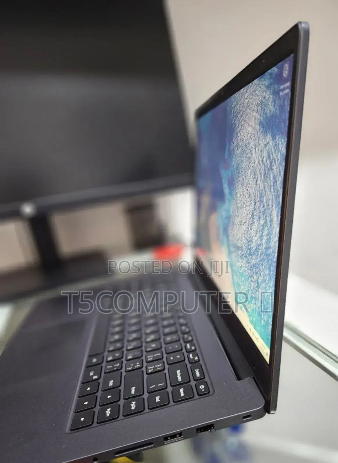 New Laptop 8GB Intel Core I5 SSD 512GB