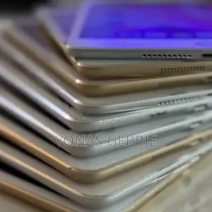 New Apple iPad mini 3 64 GB