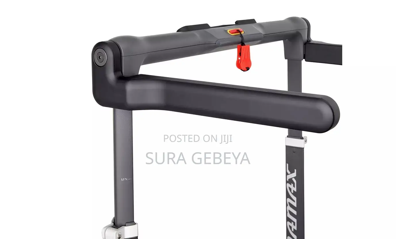 የቤት ዉስጥ ሪቡክ (Reebok) መሮጫ ትራድሚል