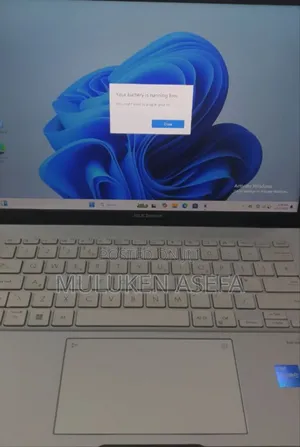 New Laptop Asus ZenBook UX303UA 16GB Intel Core I7 SSD 1T