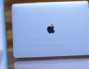 New Laptop Apple MacBook Air 2020 8GB Intel Core I9 SSD 256GB