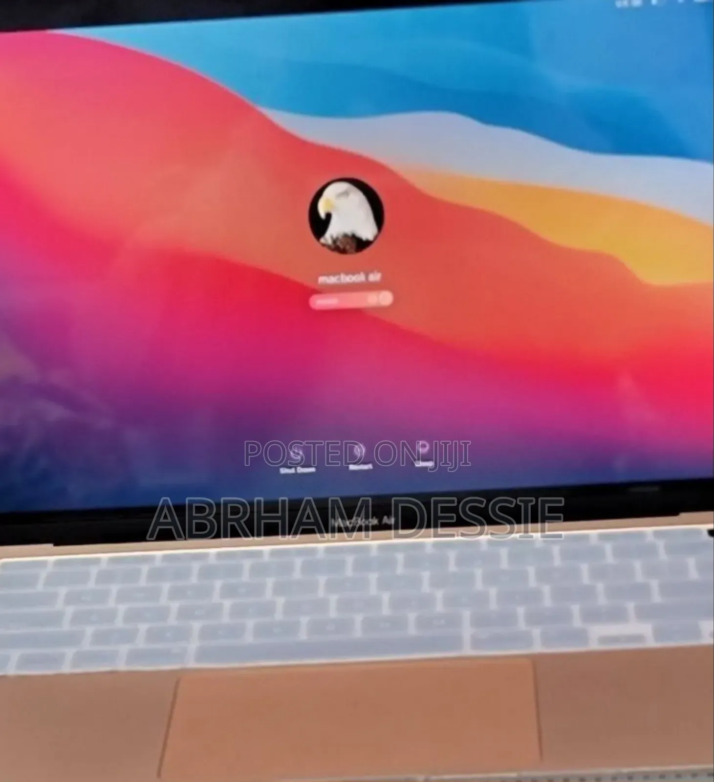 New Laptop Apple MacBook Air 2020 M1 8GB Intel Core I5 SSD 256GB