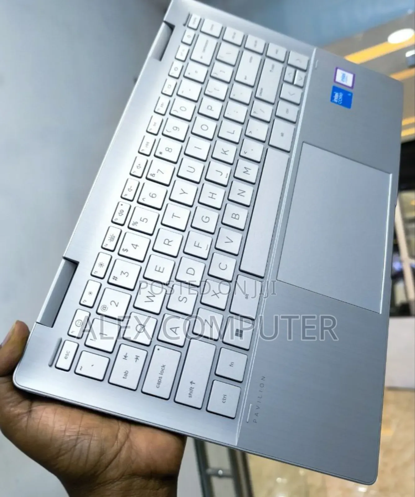 New Laptop HP Envy X360 16GB Intel Core I5 SSD 1T