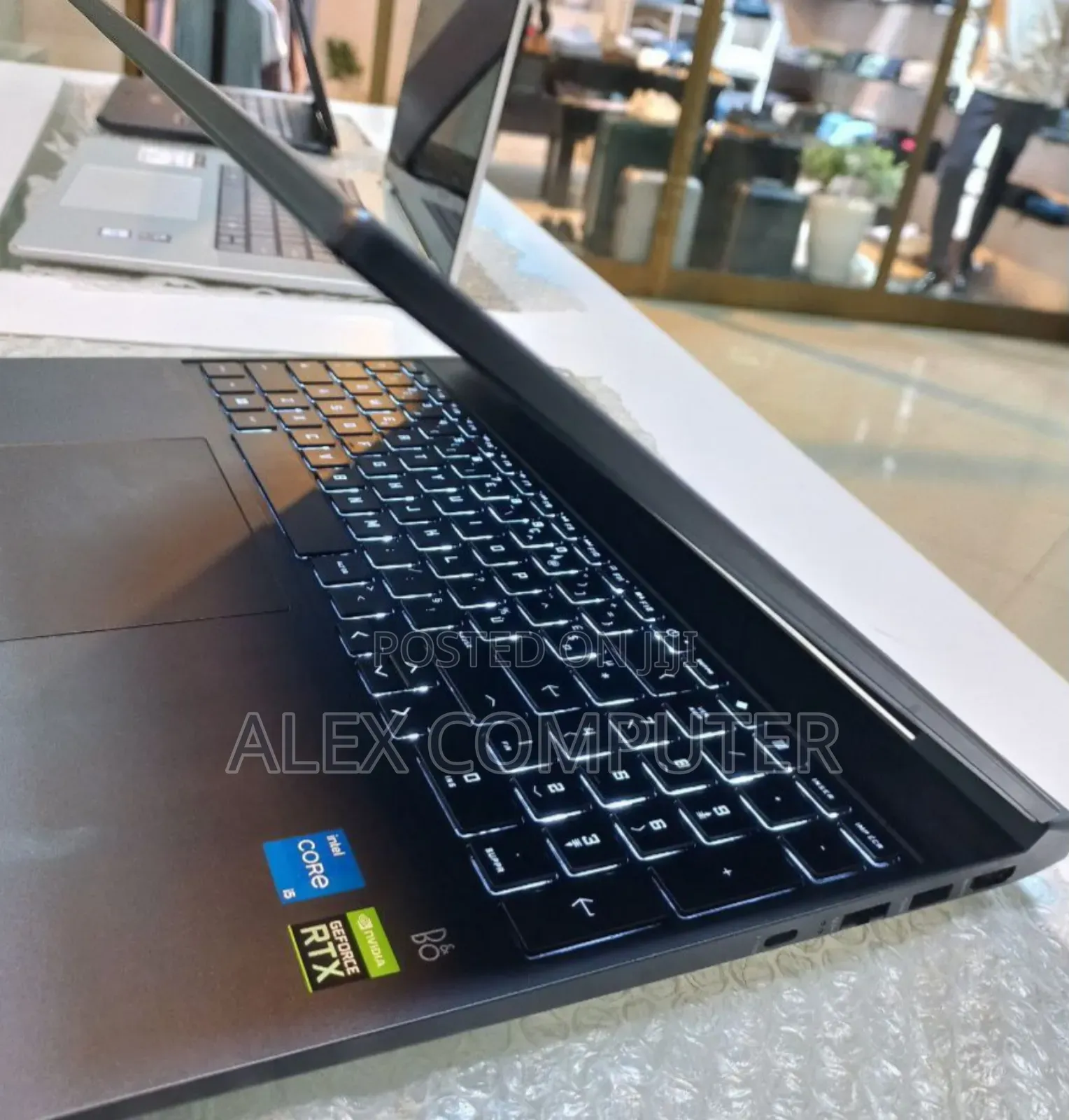 New Laptop HP 14z 16GB Intel Core I5 SSD 1T