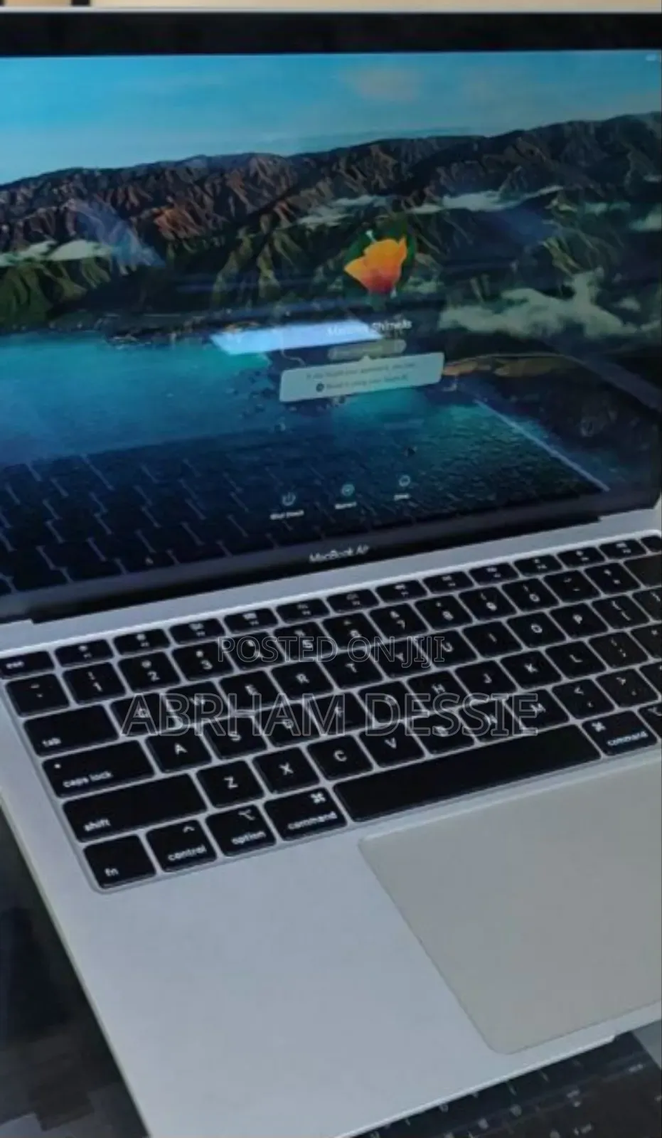 New Laptop Apple MacBook Air 2020 M1 8GB Intel Core I3 SSD 256GB