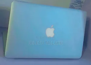 New Laptop Apple MacBook Air 2013 4GB Intel Core I5 SSD 256GB