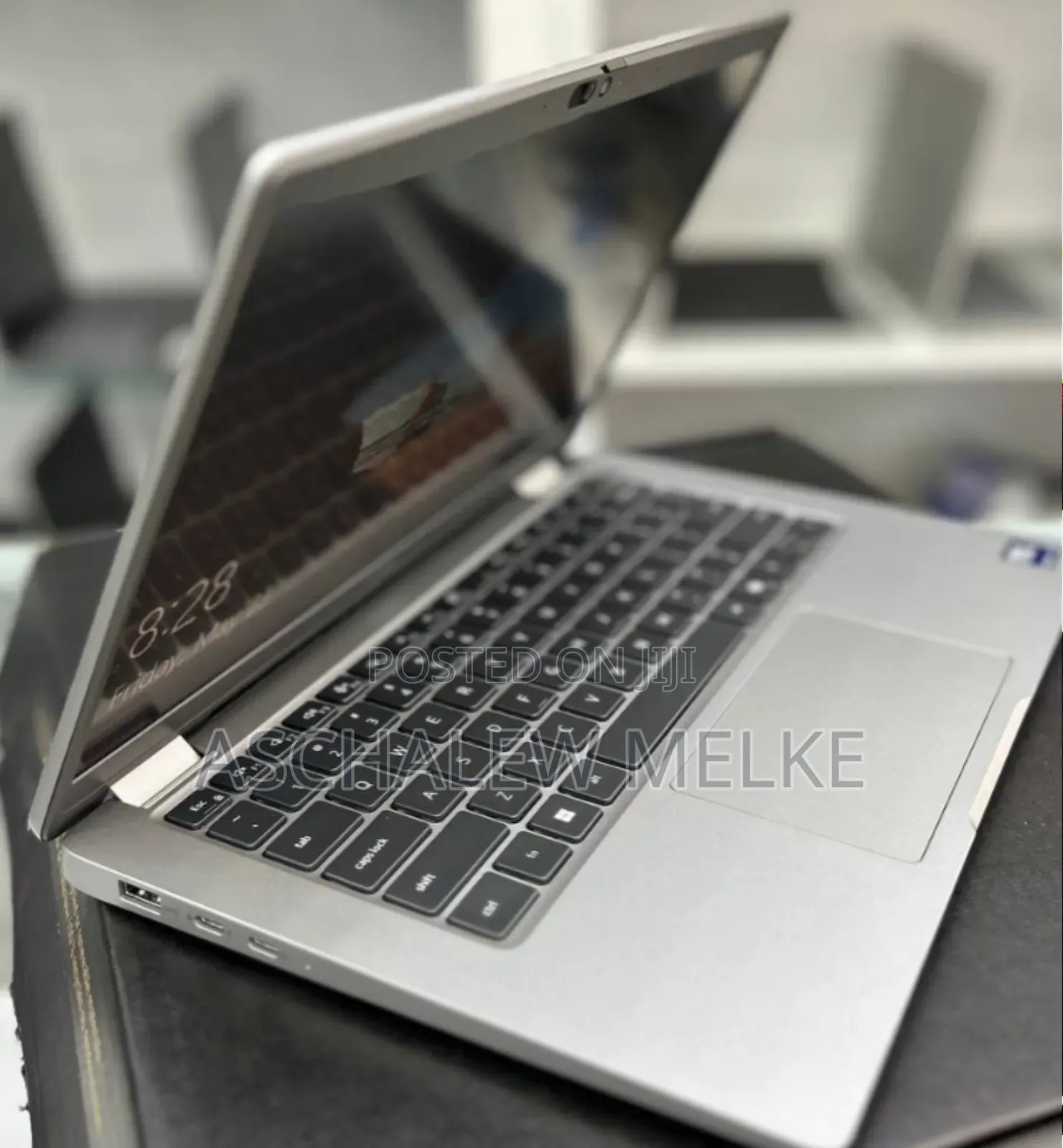 New Laptop Dell Latitude 5340 16GB Intel Core Ultra 7 SSD 512GB