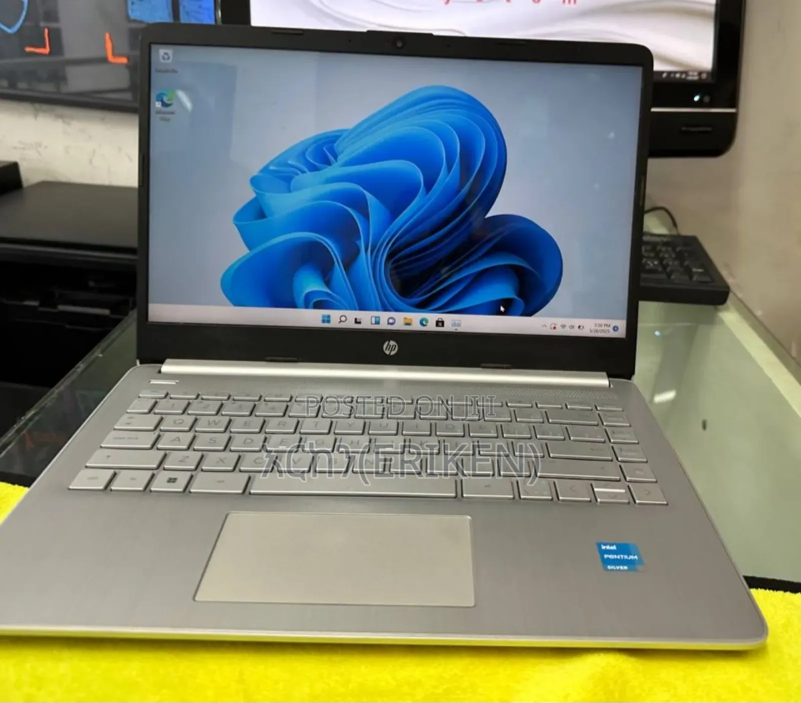 New Laptop HP Stream Notebook 8GB Intel Pentium SSD 256GB