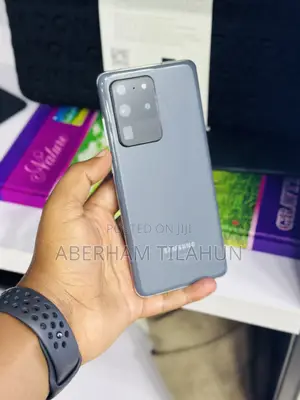 Photo - Samsung Galaxy S20 Ultra 5G 256 GB Silver