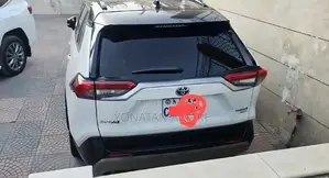 Toyota RAV4 2023 White