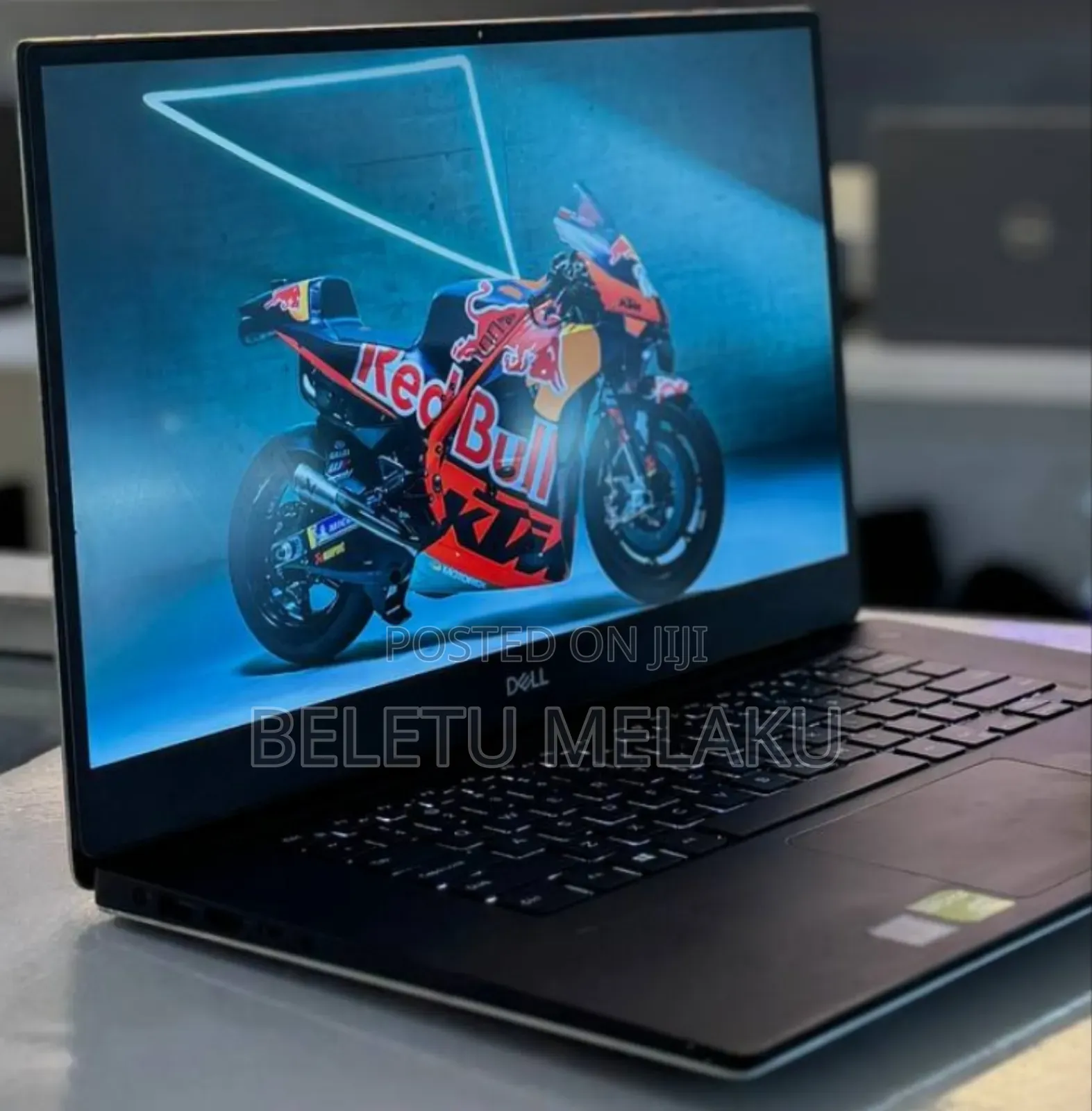 New Laptop Dell Precision 5540 16GB Intel Core I7 SSD 512GB