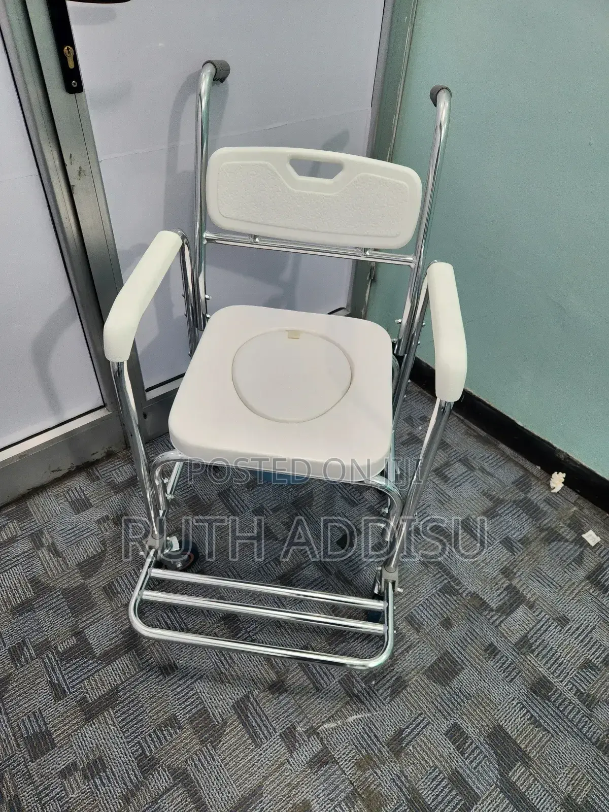 Commode Toilet Chair Removable Popo Commode Mini Wheel Chair