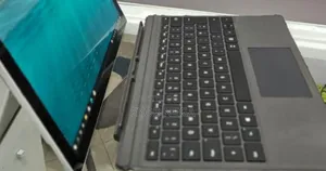 New Laptop Microsoft Surface Pro 7 8GB Intel Core I5 SSD 128GB