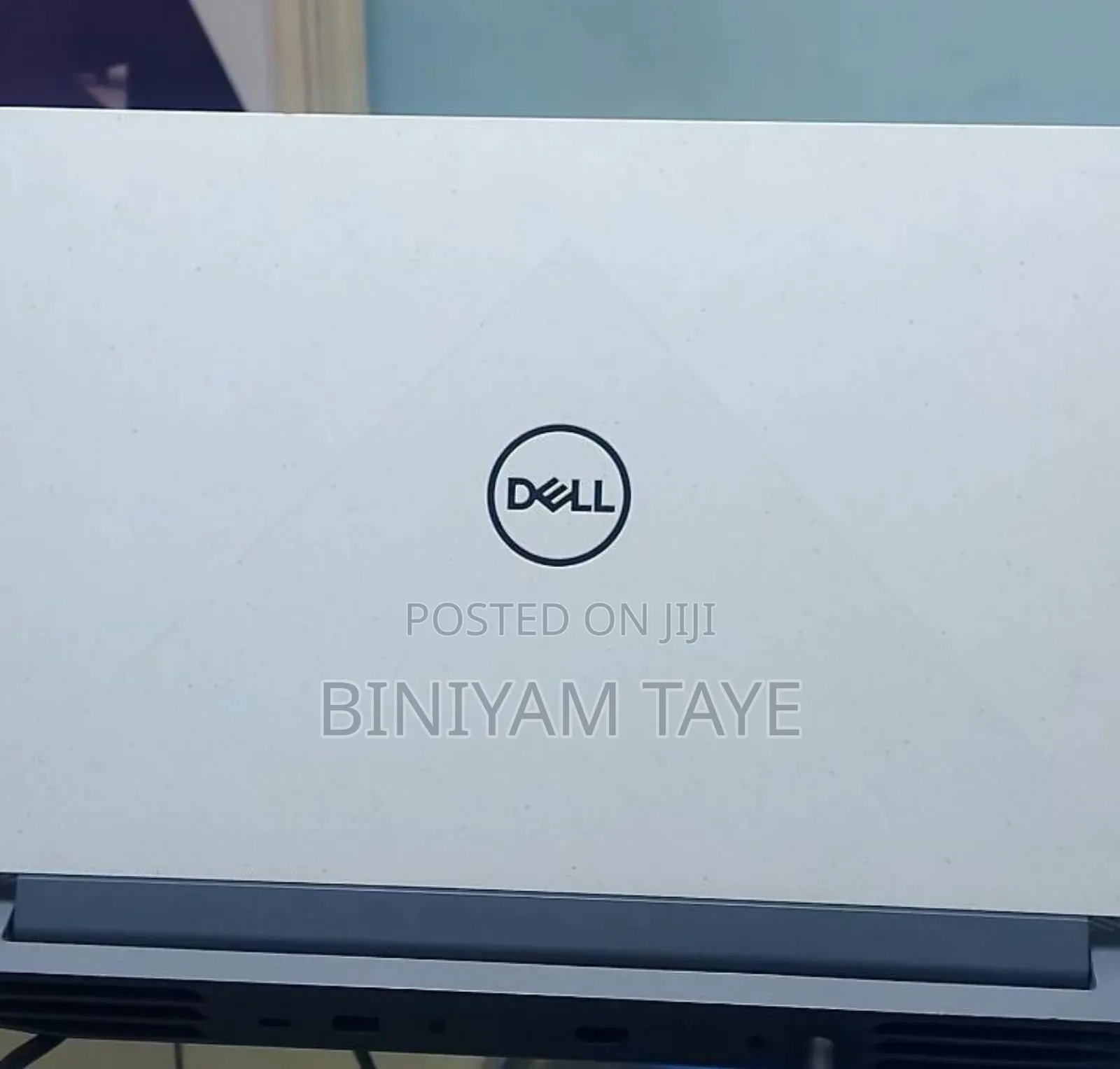 New Laptop Dell G15 5511 16GB AMD Ryzen 5 SSD 512GB