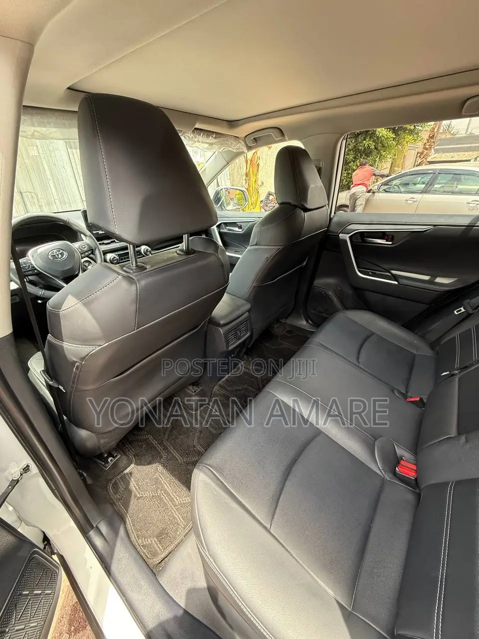 Toyota RAV4 Limited AWD 2024 White