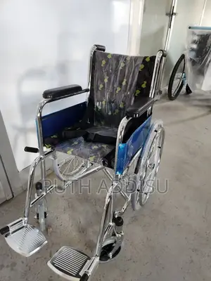 Pediatric Wheelchair才子wheelchair和解wheelchair鬥牛wheelchair