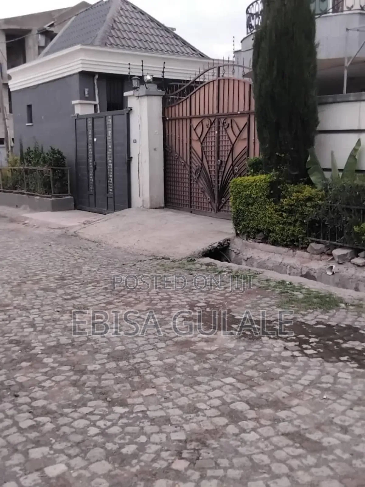 Furnished 3bdrm Farm House in Oromia-Finfinne for sale