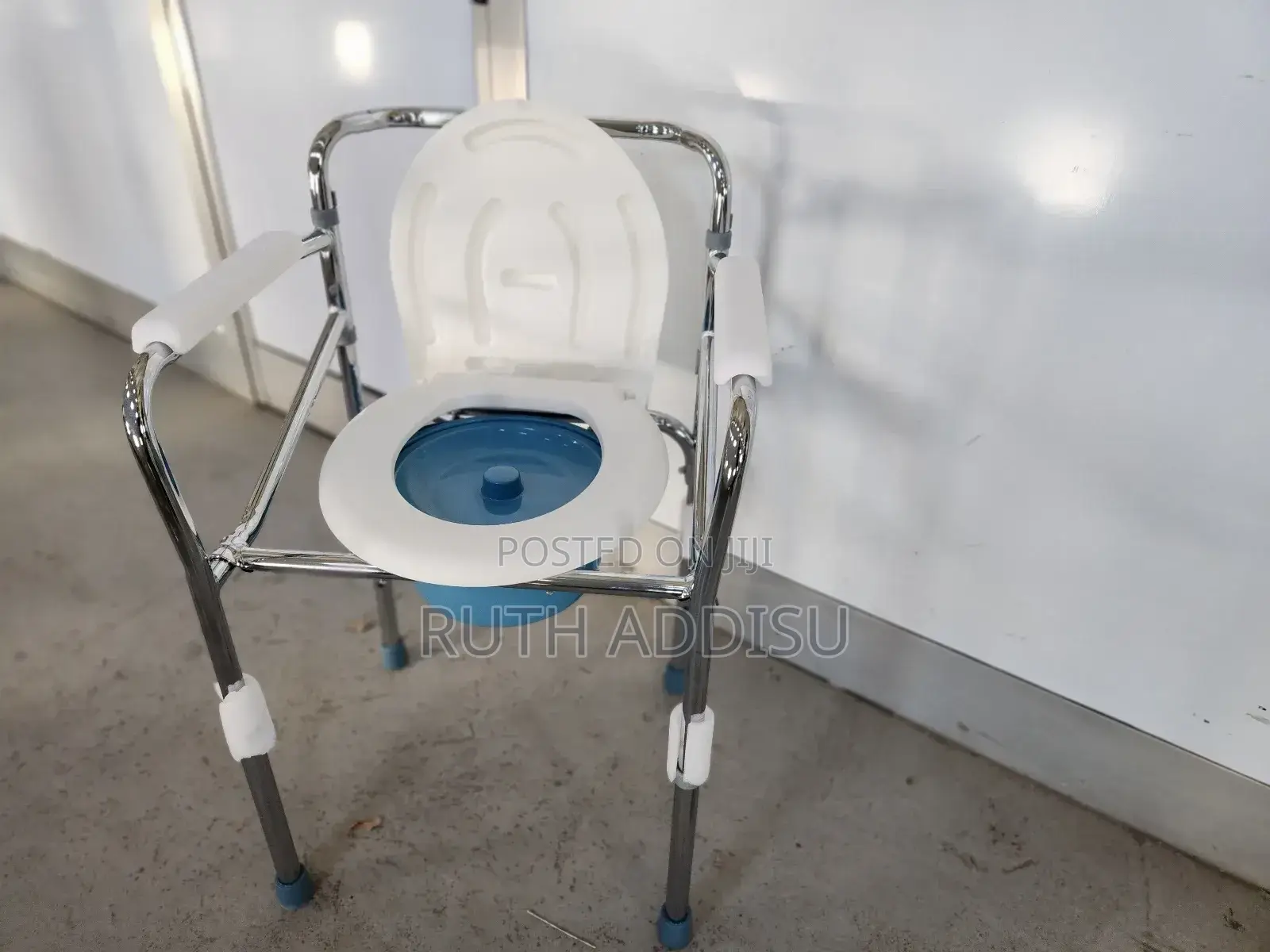 Toilet Chair Adjustable Height Commode Almunium Chair Bath