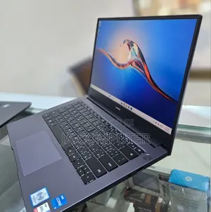 New Laptop Huawei Matebook D 15 8GB Intel Core I5 SSD 512GB