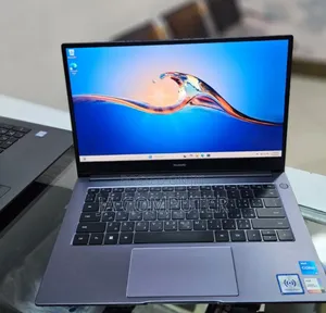 New Laptop Huawei Matebook D 15 8GB Intel Core I5 SSD 512GB