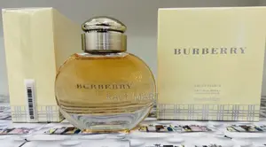 Photo - Burberry Eau De Parfum Timeless Elegance, Captivating Allu