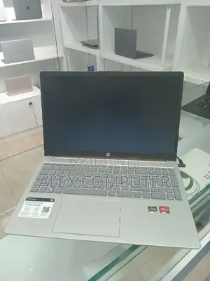 New Laptop HP Stream Notebook 8GB AMD Ryzen 5 SSD 512GB