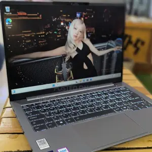 New Laptop Lenovo 16GB Intel Core Ultra 7 SSD 512GB