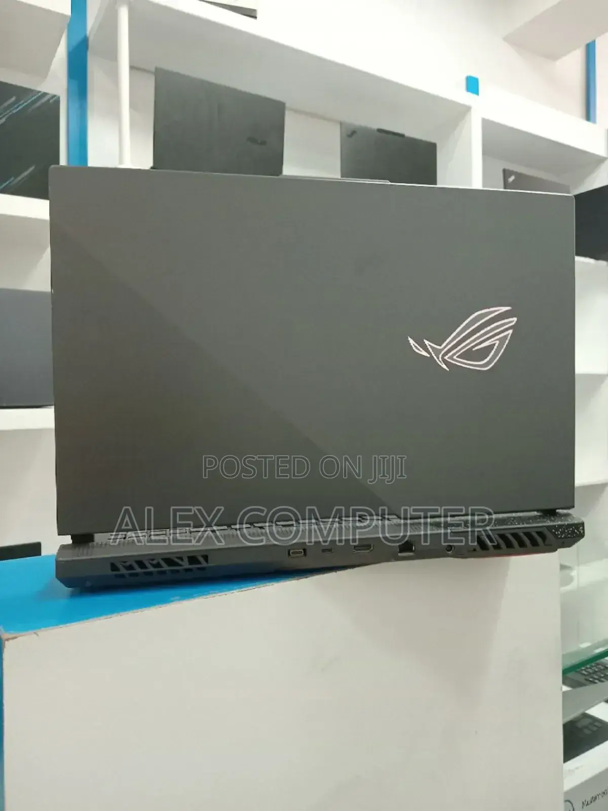New Laptop Asus G71G 32GB AMD Ryzen 9 SSD 1T