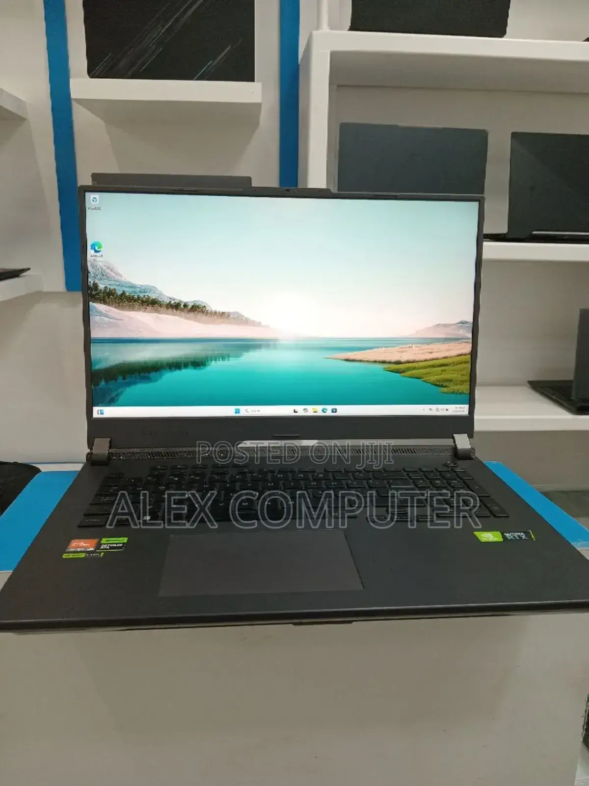 New Laptop Asus G71G 32GB AMD Ryzen 9 SSD 1T