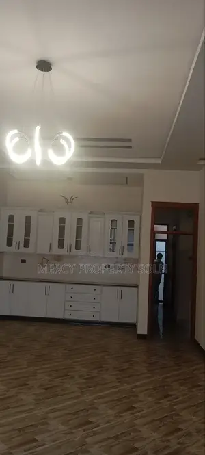 Furnished 5bdrm Villa in Bole for sale