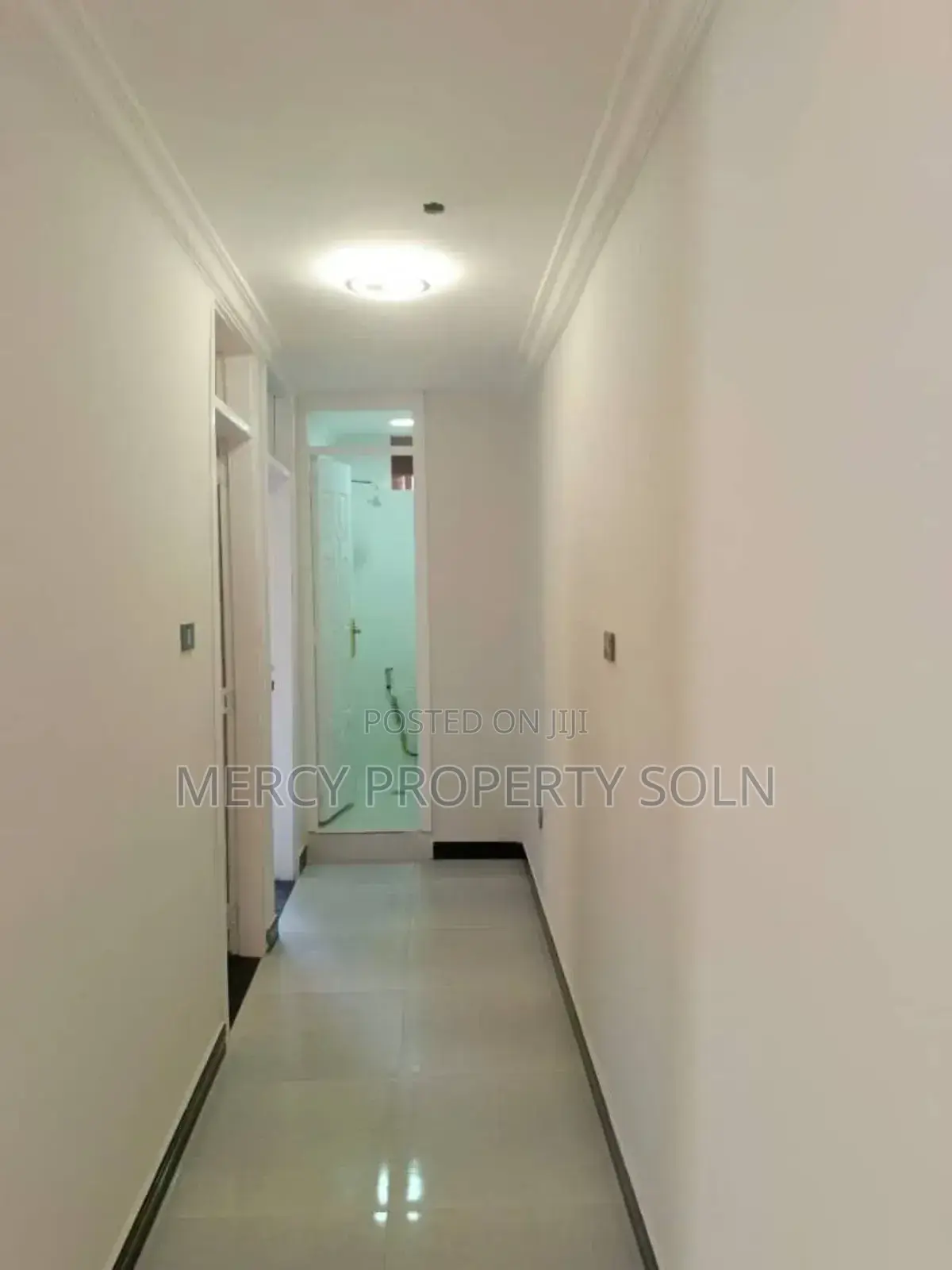 Furnished 5bdrm Villa in Bole for sale