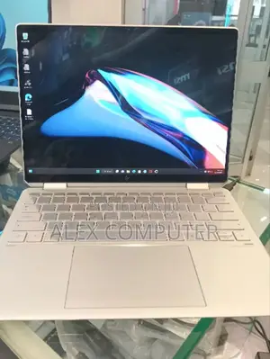 New Laptop HP Spectre 14 16GB Intel Core I5 SSD 1T