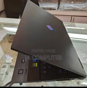 New Laptop HP Omen 17 32GB Intel Core I7 SSD 2T