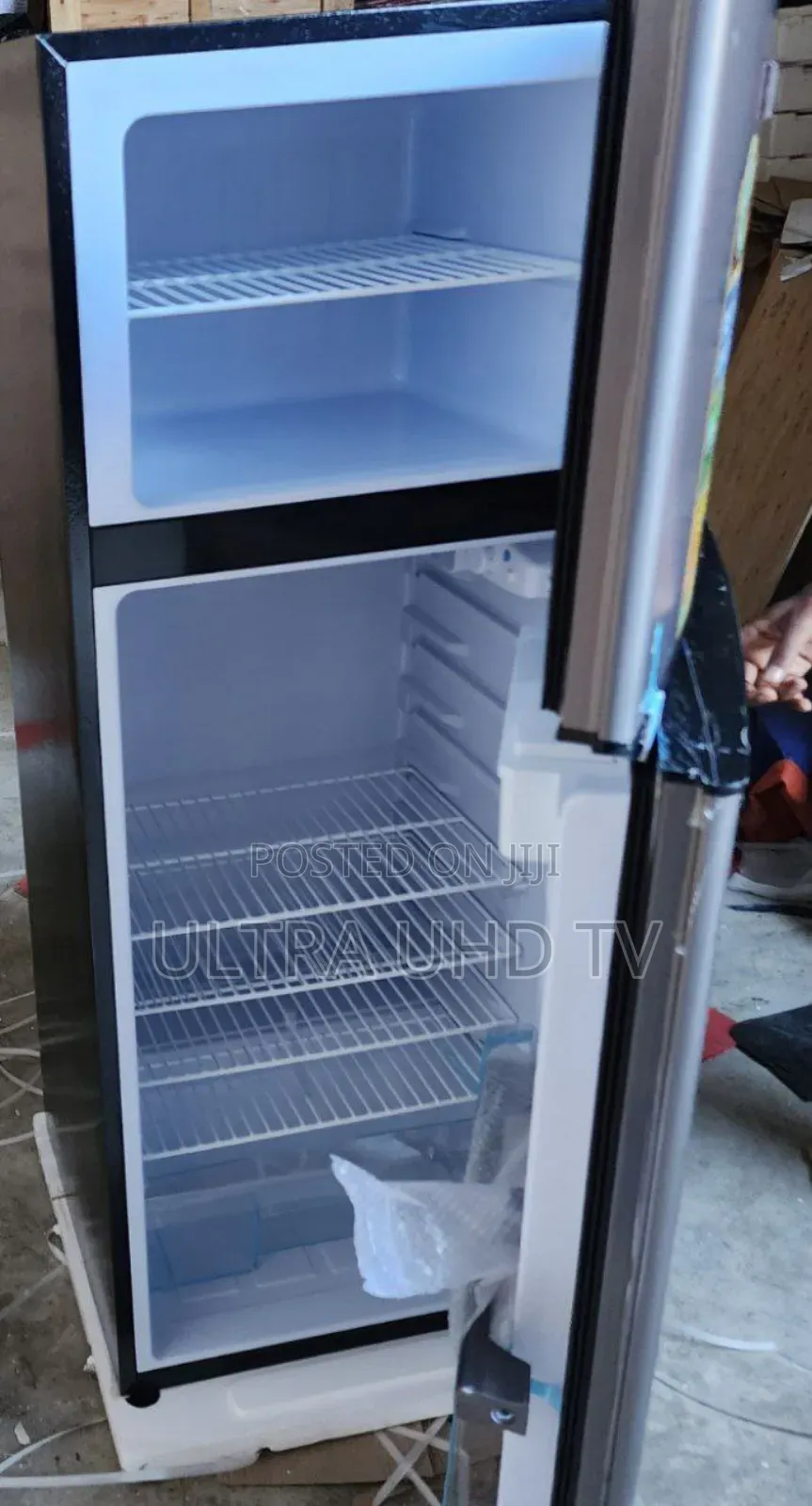 Social Refrigerator 320l