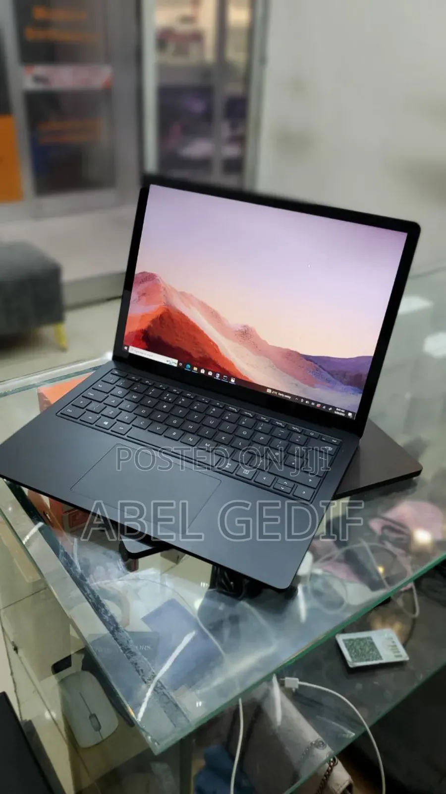 New Laptop 8GB Intel Core I5 SSD 256GB
