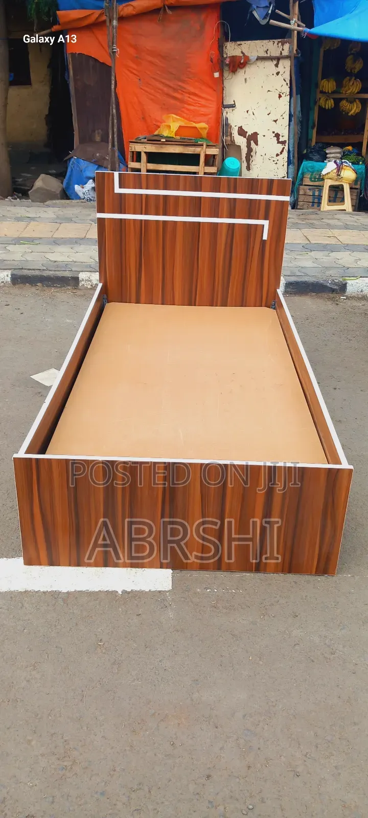 ላምኔት ቁምሳጥን እና አልጋ(1.20)በተመጣጣኝ ዋጋእጅግ ዘመናዊ የሆኑ