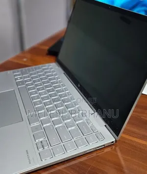 New Laptop HP Envy X360 8GB Intel Core I7 SSD 512GB