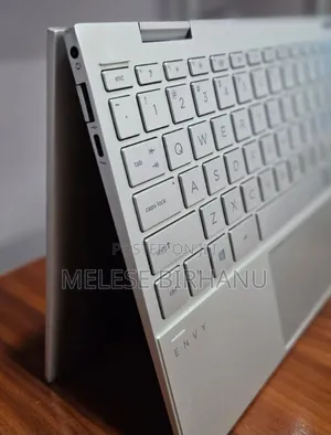 New Laptop HP Envy X360 8GB Intel Core I7 SSD 512GB