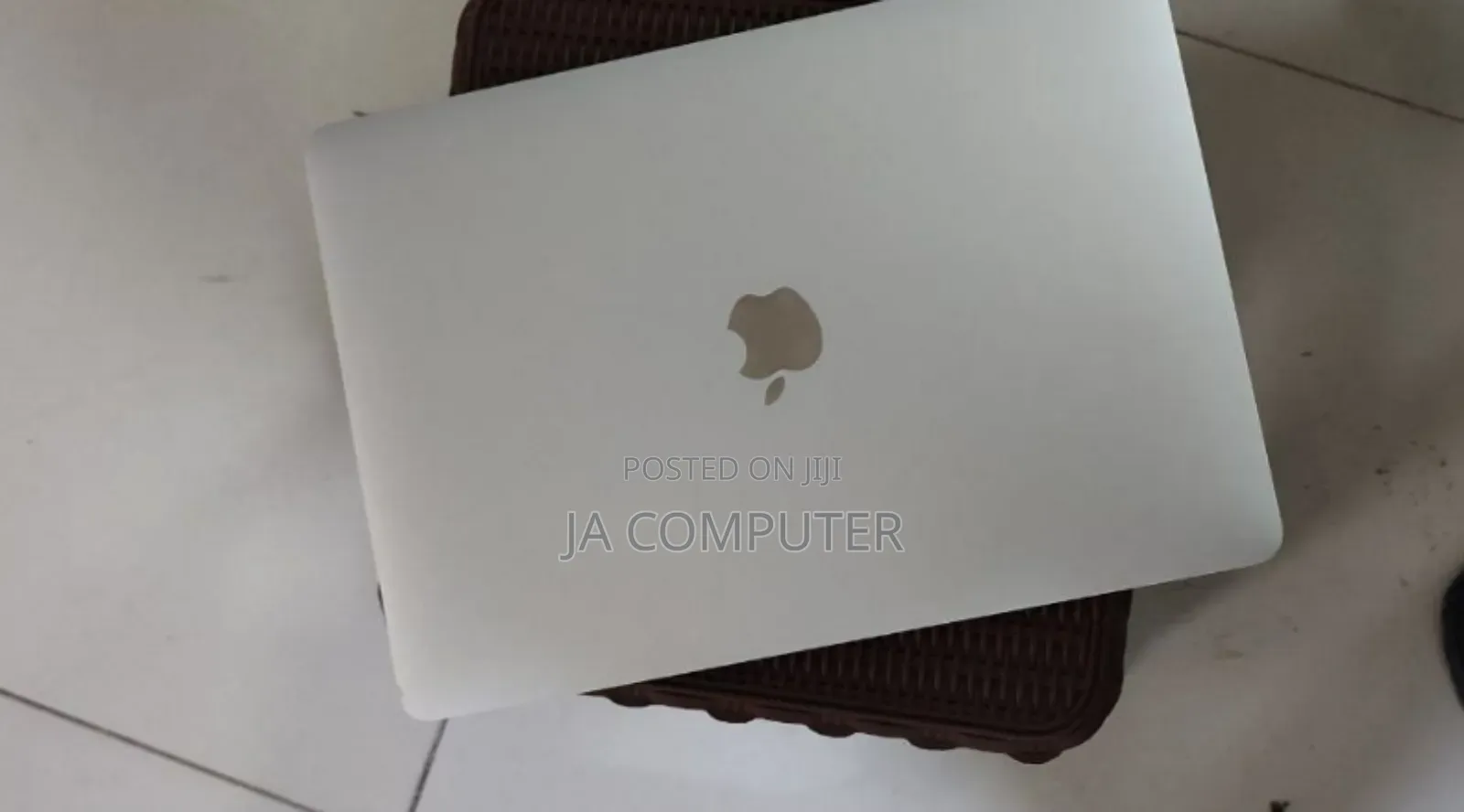 New Laptop Apple MacBook Air 2020 8GB Intel Core I3 SSD 256GB