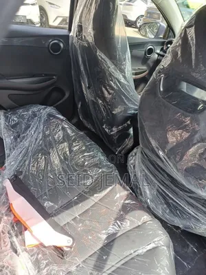 New BYD E2 43 kWh 94 hp FWD 2025 Gray