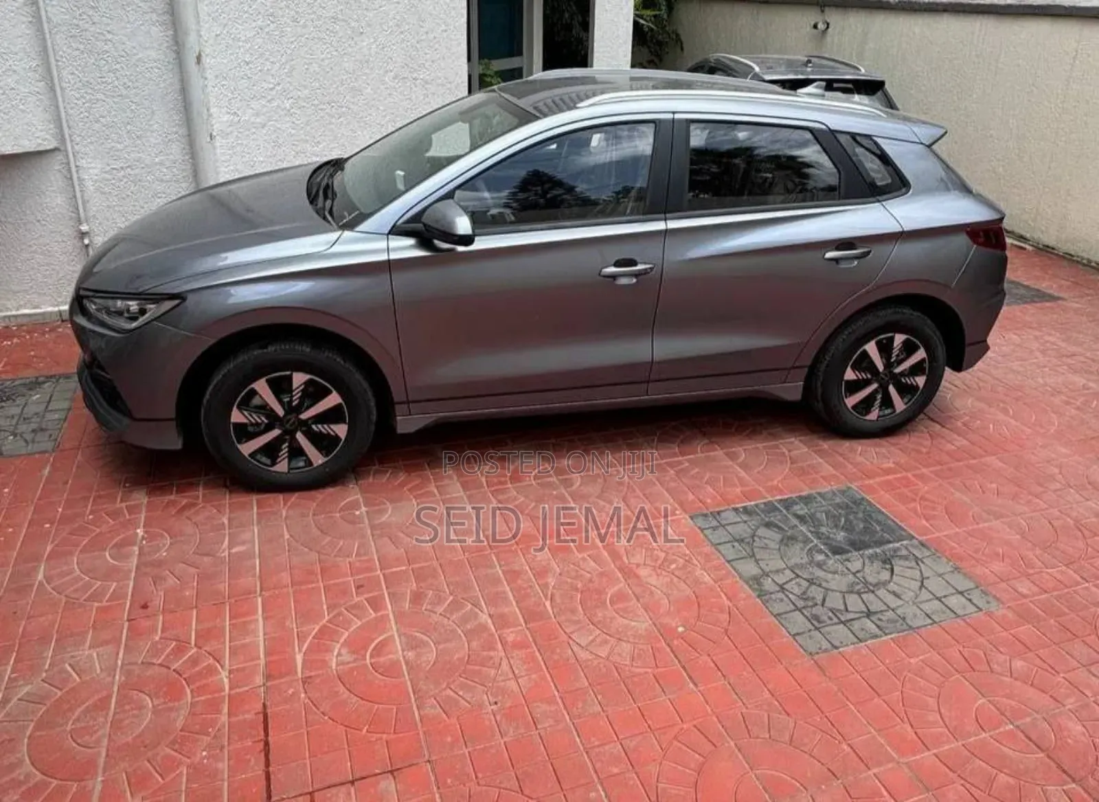 New BYD E2 43 kWh 94 hp FWD 2025 Gray