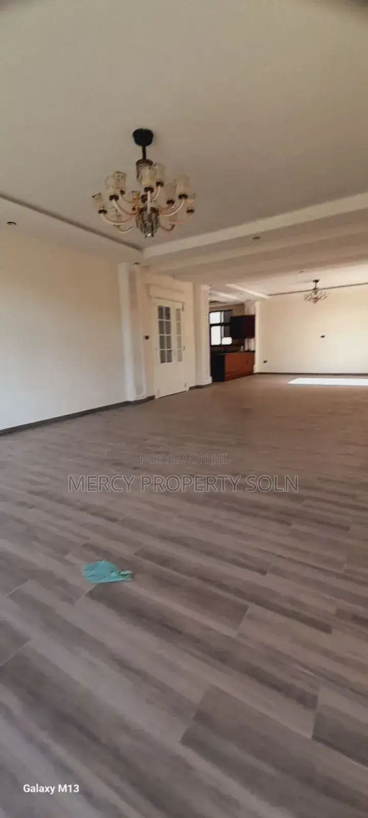 Furnished 9bdrm House in Bole for sale