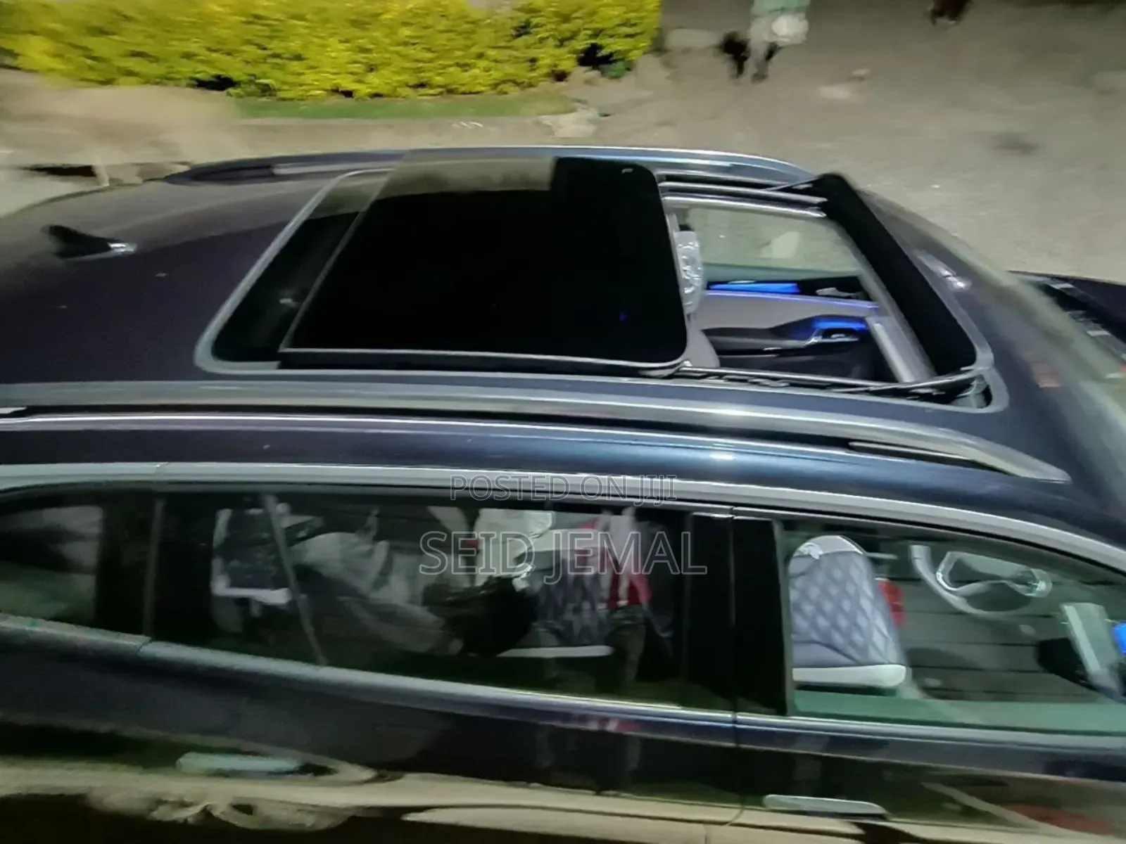 Volkswagen ID.6 2022 Blue