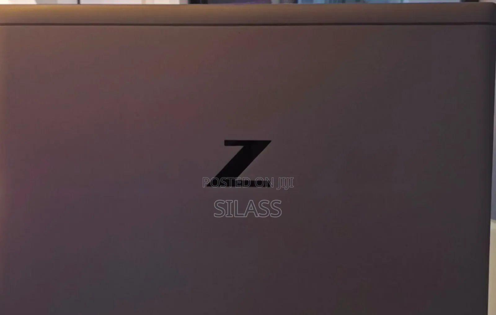 New Laptop HP ZBook Firefly G8 16GB Intel Core I7 SSD 512GB