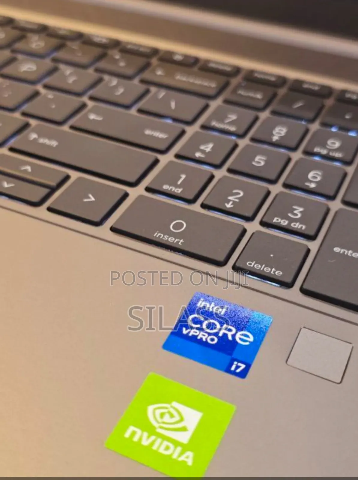 New Laptop HP ZBook Firefly G8 16GB Intel Core I7 SSD 512GB